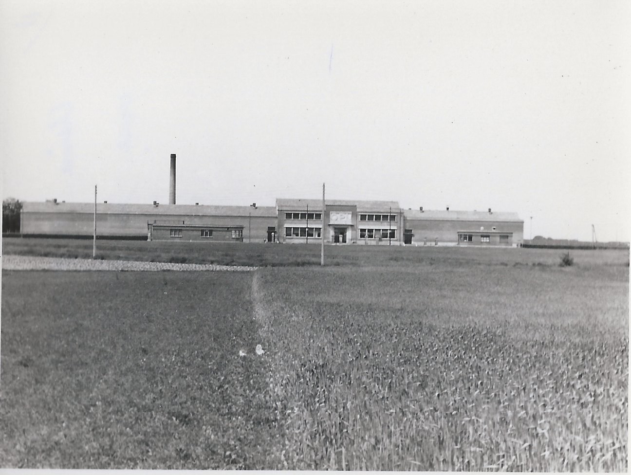 [ Bâtiments avant guerre] Usine OPL vue de face