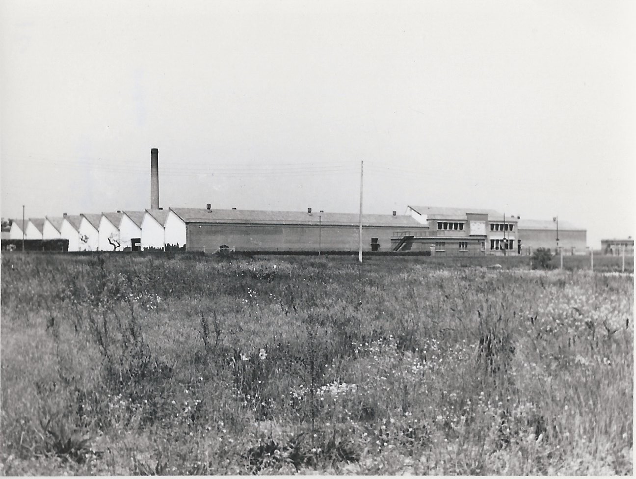 [ Bâtiments avant guerre] Usine vue coté Sud Ouest